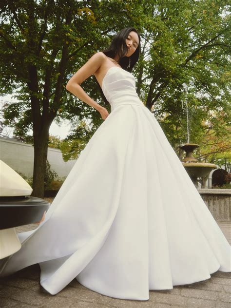 Bride Dress | The White Gown
