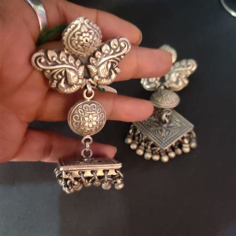 Buy Silver Jhumka Online | Afsana Statement Jhumka | Missori