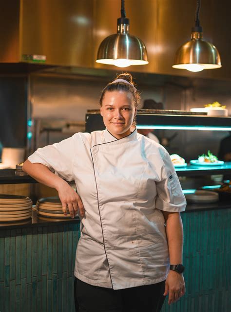 Restaurant — Proud Mary