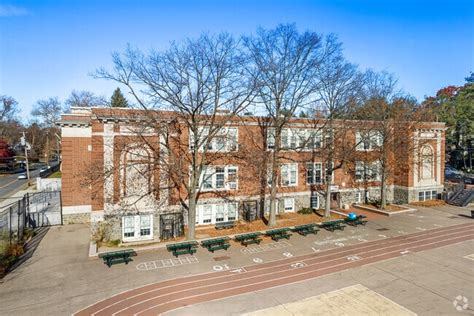Murray Avenue School in Larchmont, NY - Homes.com