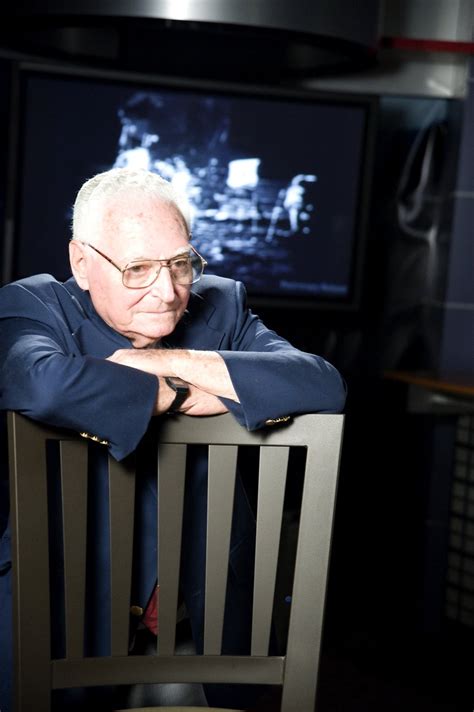 Apollo 12 Interview 的图像结果