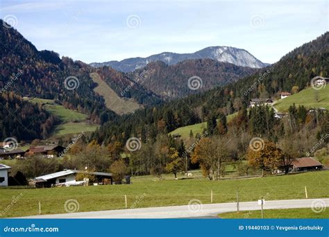 Travel Austria Village 的图像结果