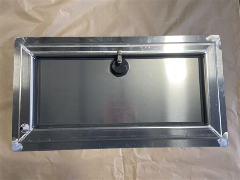 Flush Mount Aluminum Hatch - Halk Marine Fabrication & Design