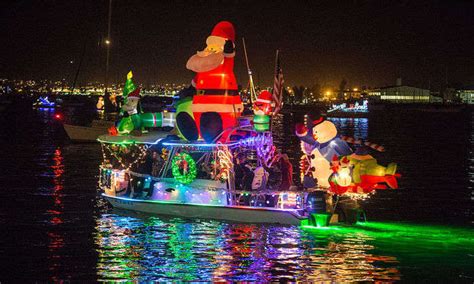 Christmas In Canada: 19 Places For Christmassy Vibes!