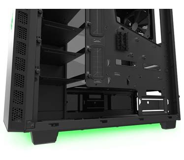 Forum over NZXT H440 Special Edition - Tweakers