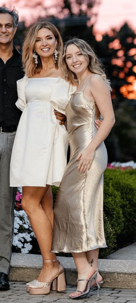 Engagement party pics!! : r/Jennifer_Coffey