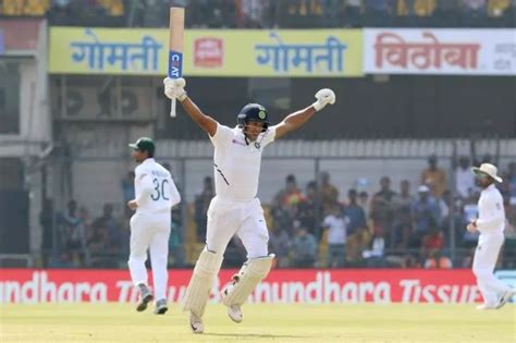 With 3 Centuries In 5 Innings, Mayank Agarwal Is Making A Strong Case ...