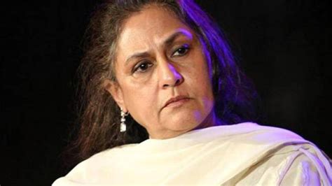 Jaya Bachchan SLAMMED Reporter Who Criticized Her For 'Making Faces' In ...