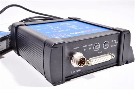 Vorschau: Micro Epsilon Laser Triangulationssensor und Controller ...