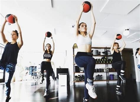 Model Dancing Workout 的图像结果