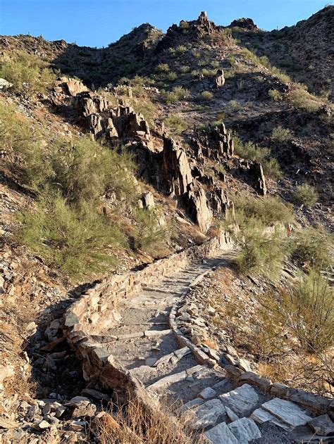 Piestewa Peak Summit Trail - Trails Near Me