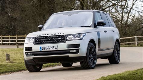 Land Rover Range Rover SUV (2016 - ) review | Auto Trader UK