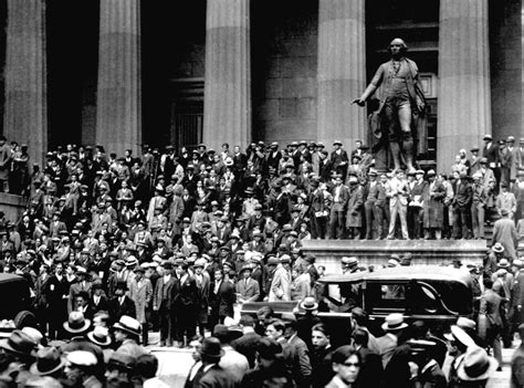 1929年美国经济大萧条：股市暴跌、银行倒闭、工厂关门、工人失业