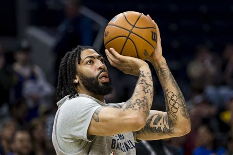 What Happened to Anthony Davis? Latest on His Injury as the Mavericks ...