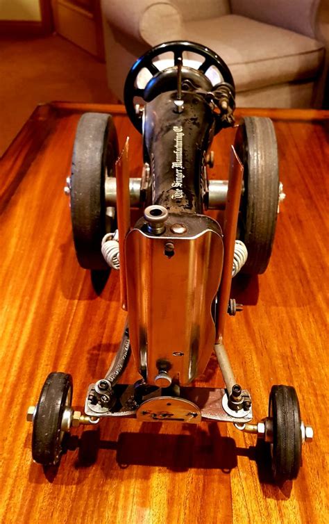 Sewing Machine Tractor 的图像结果