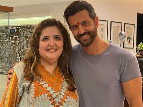 Hrithik Roshan pens heartwarming message for sister Sunaina on birthday