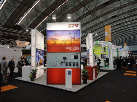 Bonnet Expo: Customer Reviews, Stands and Services