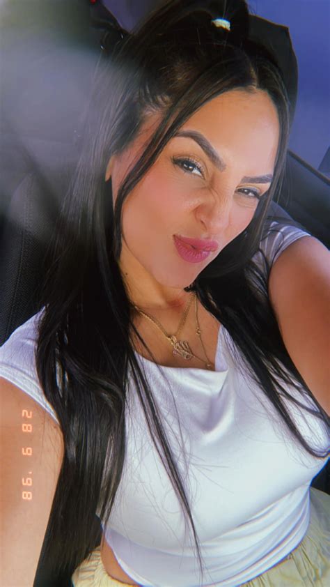 Wendy Rubiano Barrera | A veces alguien debe cuidar de ti, y a veces ese alguien eres tú 👑 ...