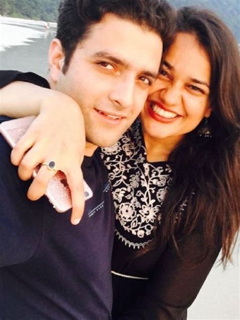 तलाक पर खत्म हुई टीना डाबी-अतहर की लव स्टोरी - Ias tina dabi athar khan ...