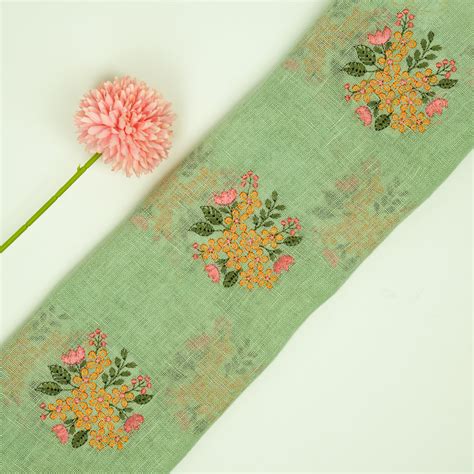 Liyana Buta on Gauged Linen – Zarinama
