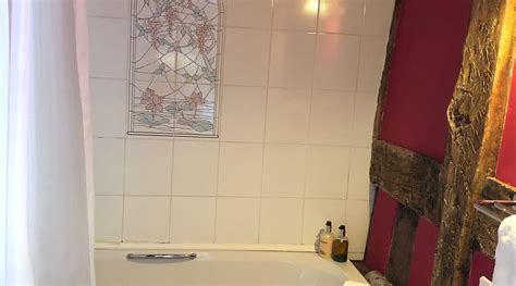 THE FOX INN (Much Wenlock) - Hotel Reviews, Photos, Rate Comparison ...