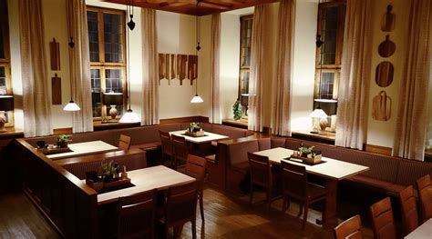 HOTEL DEUTSCHES HAUS (Kitzingen) - Inn Reviews, Photos, Rate Comparison ...