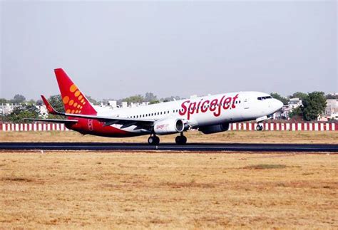 SpiceJet Q3 net profit plunges 77% to Rs 55.1 crore, passenger yields ...