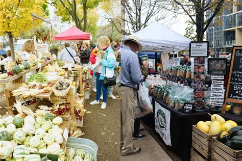 PHOTOS: The Dane County Farmers' Market 50th anniversary - The Daily ...