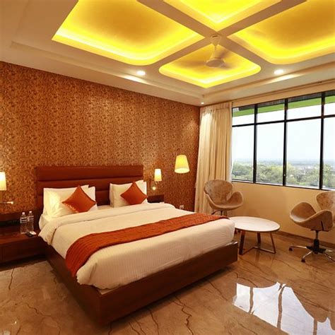 The 10 Best Hotel Deals in Akkalkot (Jan 2026) - Tripadvisor