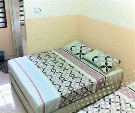 KAMPUNG HOMESTAY (Kuantan) - Guesthouse Reviews, Photos, Rate ...