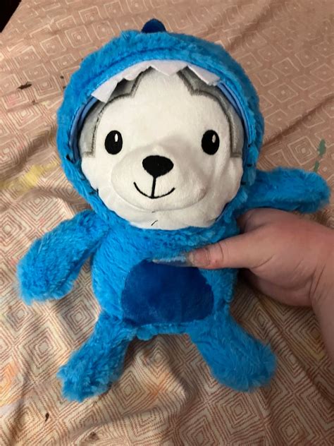 Need name for husky in Shark costume : r/plushies