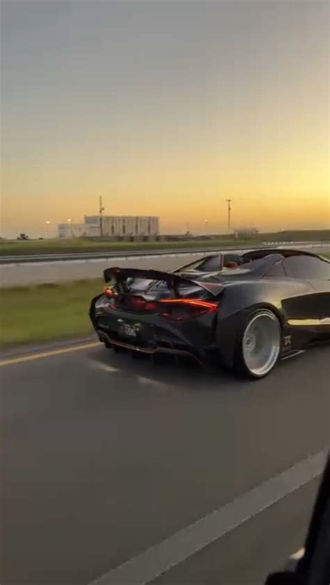 That scream was not the engine, passenger reactions during a wild pull