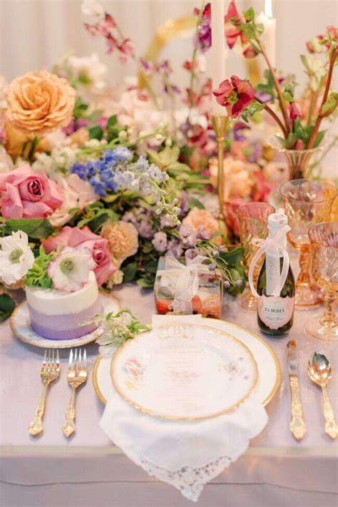 Your Guide To Throwing An Elegant Bridgerton-Themed Soirée At Home ...