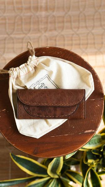 Twill Burnt Toast Mrunmaye by Chiaroscuro