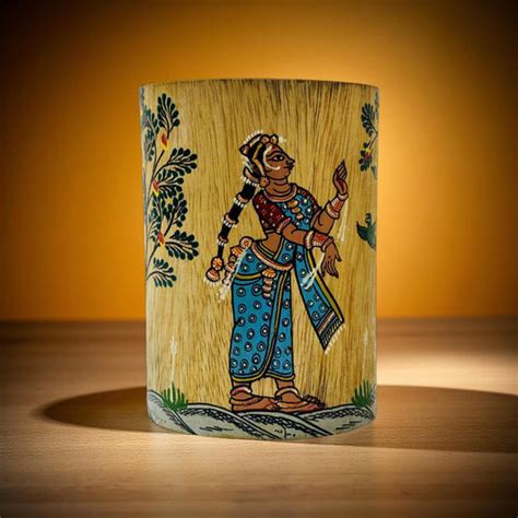 Buy Home Decor Items Online - Showpiece & idol, wall decor, vases ...
