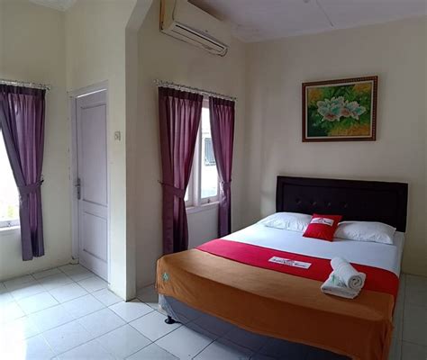 AQILAKOST ROOM GADOG PUNCAK (Bogor) - Hotel Reviews, Photos, Rate ...