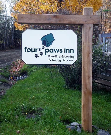 Four Paws Inn | Sign Here, Inc.