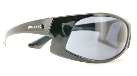 Black Curved rectangular sunglasses for Men | Designer | from Pipeland