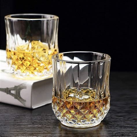 Nvra Old Fashioned Diamond Crystal Cut Whiskey Glasses For Drinking ...
