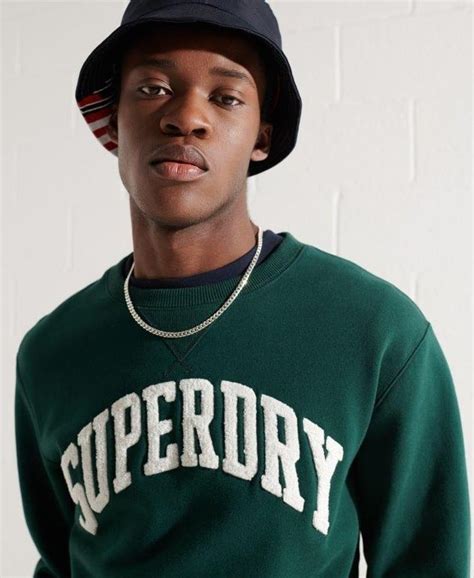 VARSITY ARCH CREW SWEATSHIRT