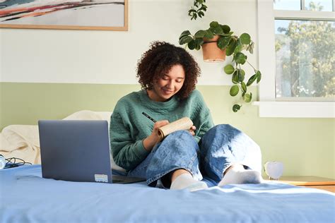 What Is Body Checking? Why It's Harmful and How It Impacts Body Image