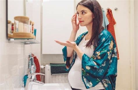 प्रेगनेंसी दौरान होने वाली स्किन प्रॉब्लम्स से छुटकारा दिलाएंगे ये ...