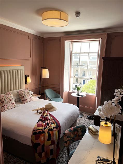 Waterloo Townhouse & Suites Rooms: Pictures & Reviews - Tripadvisor
