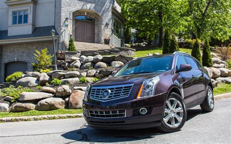 Volvo XC60 vs Cadillac SRX ou comment infuser son ADN dans un ...