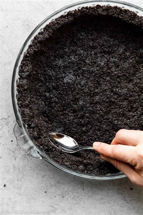 Perfect Oreo Cookie Crust - Sally's Baking Addiction