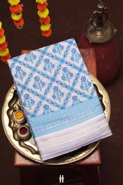 Chanderi Silk Cotton Saree In White With Diamond Design