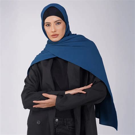 A Complete Guide to Hijab Styles, Types, Fabrics & Culture