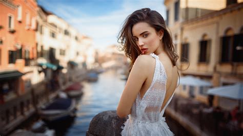 Brunette Model Women Outdoors Depth Of Field Wallpaper,HD Girls Wallpapers,4k Wallpapers,Images ...