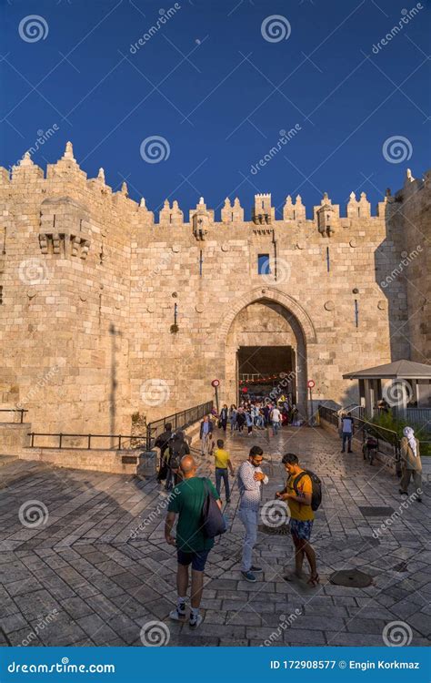 Damascus Gate in Jerusalem editorial photography. Image of jewish ...