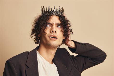 Las 7 tácticas secretas de un narcisista manipulador: ¡Protégete!